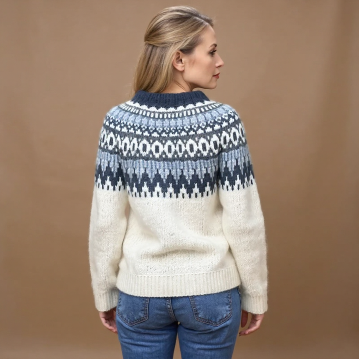 Maecey | Cozy Retro Sweater