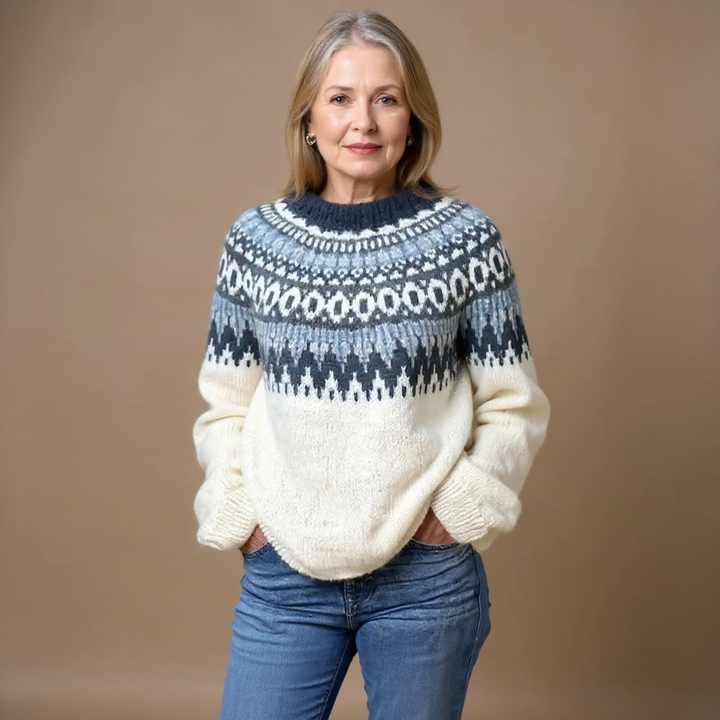 Maecey | Cozy Retro Sweater