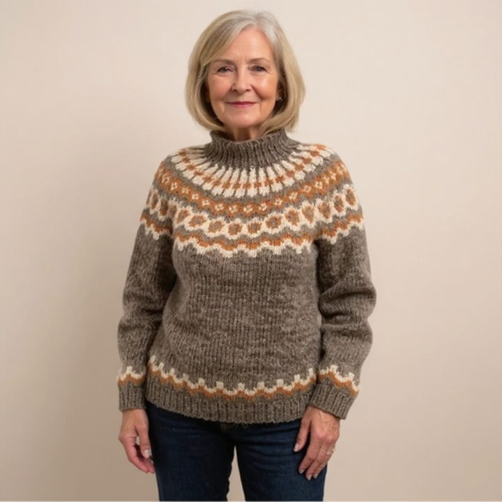 Amara | Cozy Retro Sweater