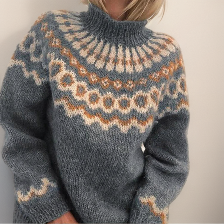 Amara | Cozy Retro Sweater