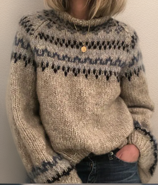 Ashley | Cozy Retro Sweater